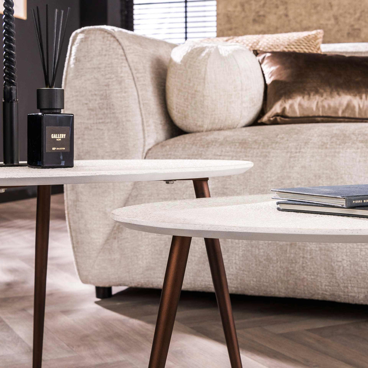 Couchtisch 2er Set Sylas Pebble White Marmorverbundstoff - Bronzerahmen