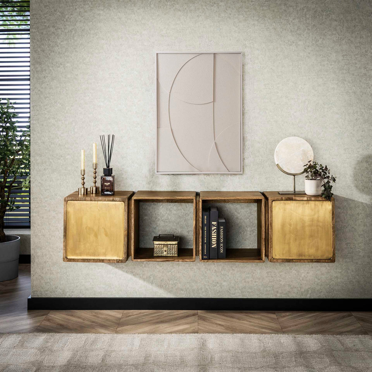 Hängendes Sideboard Maceo - Mangoholz Sand mit Messingakzent 169 cm