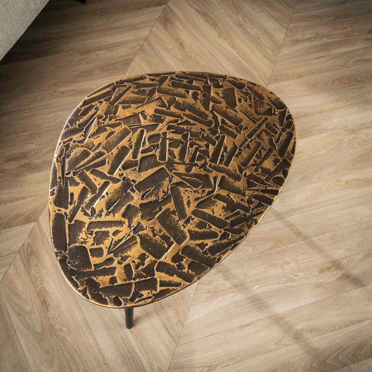 Marlo Couchtisch Set 2 Dreieckig Patina Silber Antik Bronze