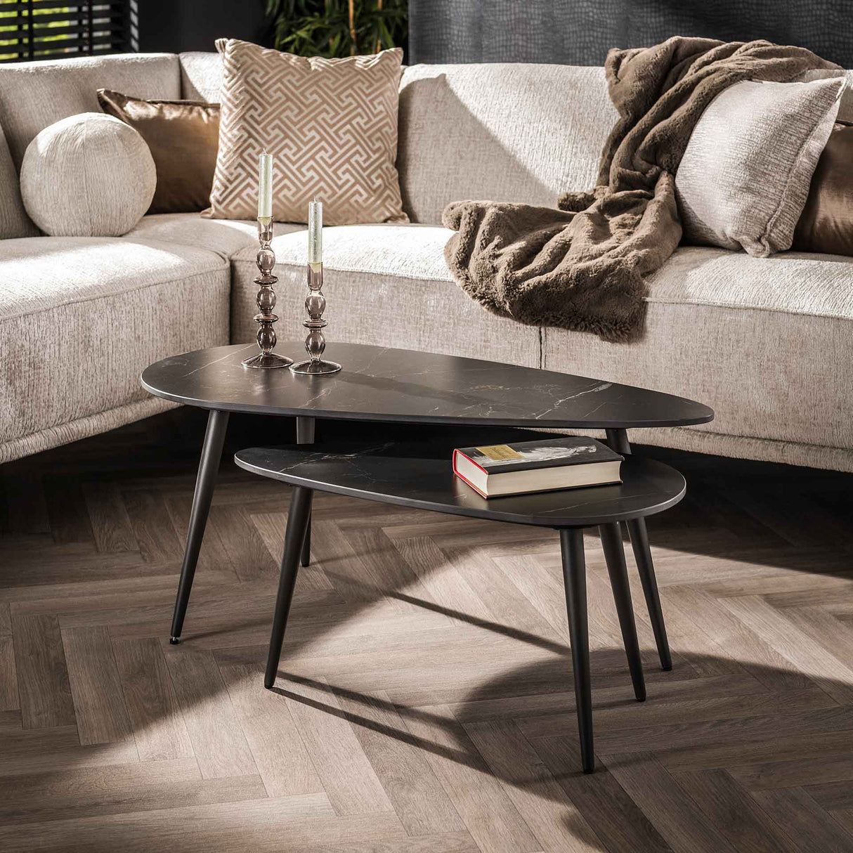 Set von 2 Couchtischen Sophie Keramik mit Marmor-Effekt schwarz