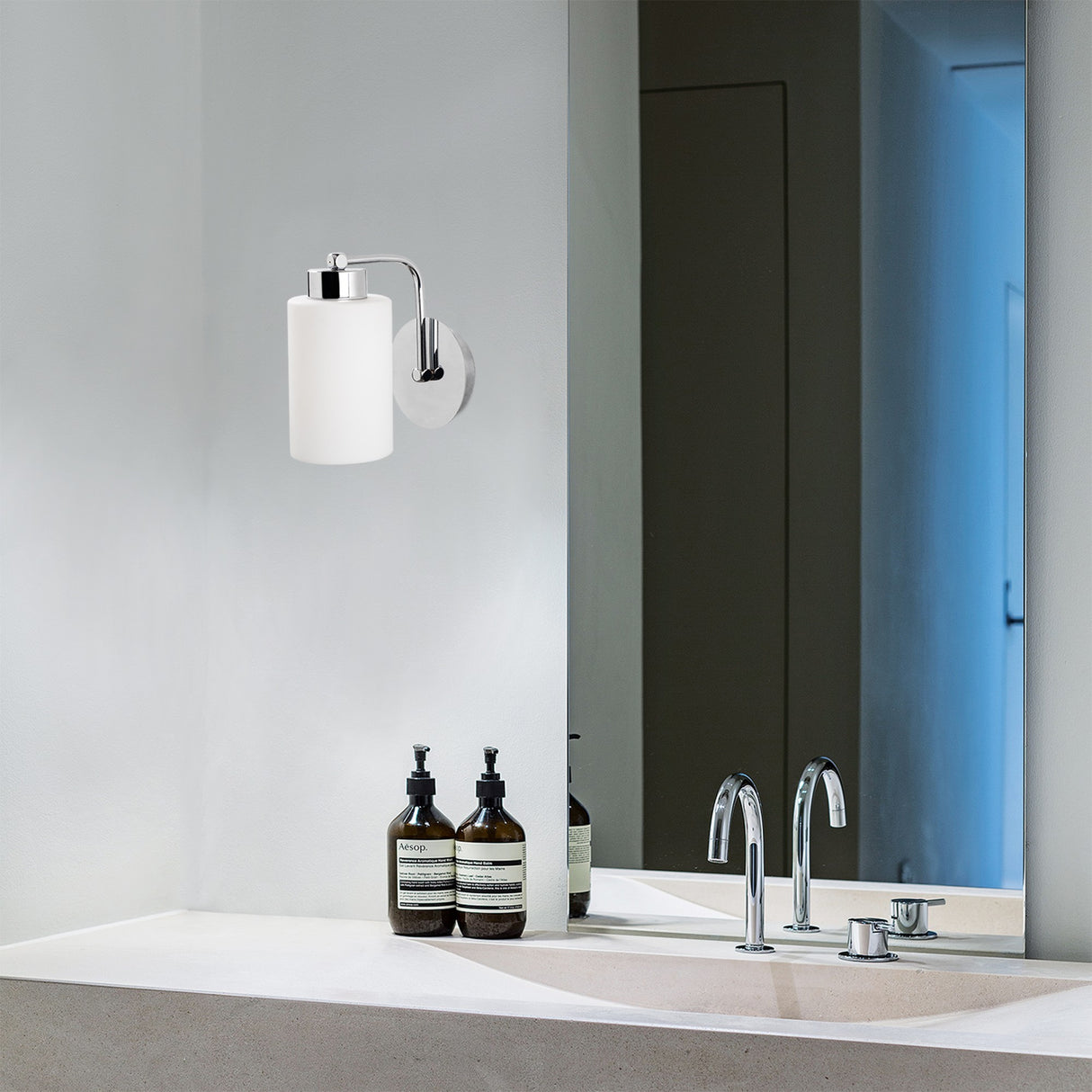 Wandleuchte Weiß Silber Metall Oase