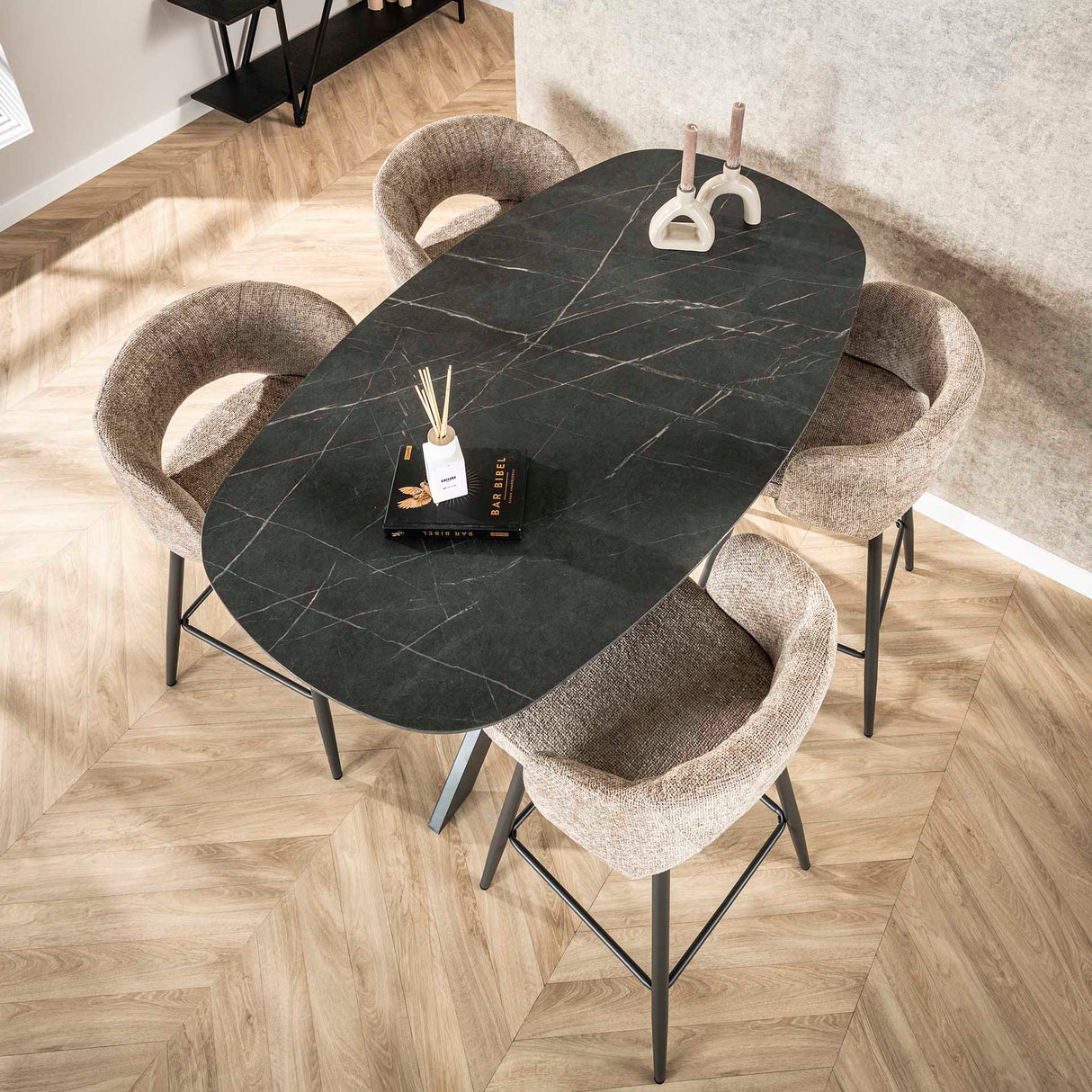 Dänischer ovaler Bartisch Iris 140x80 cm mit Spinnenbeinen Keramiklook