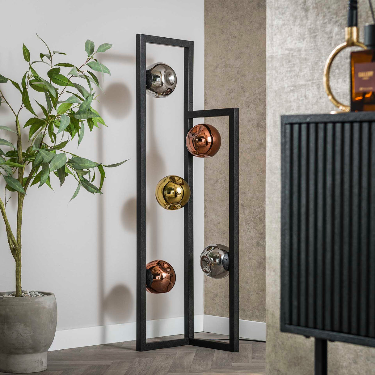 Industrielle Stehlampe Ada 5-flammig Buntglas Ecke