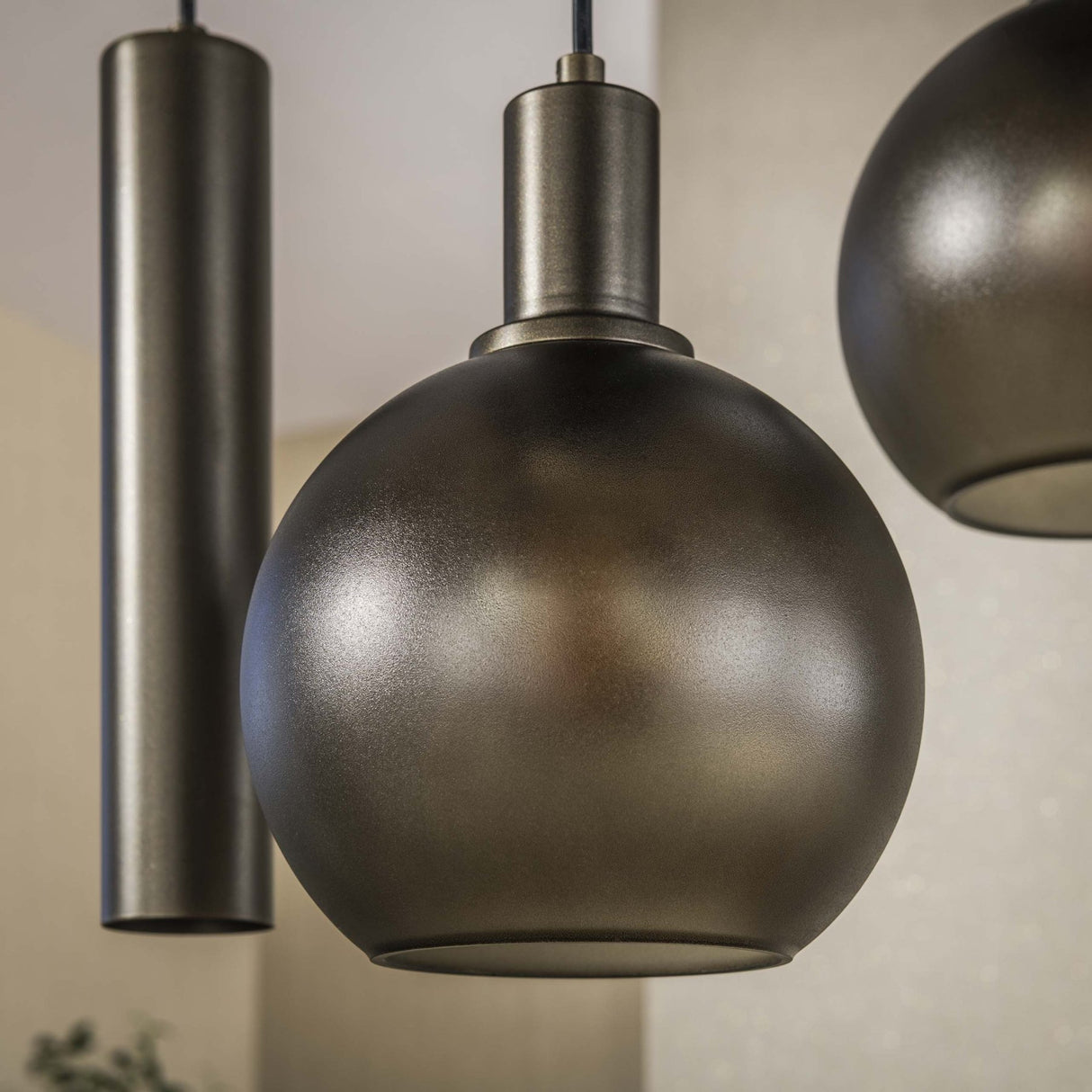 Hanglampen - Hanglamp 7 - lichts bruin frosted glas brons metaal Valeo 110 cm - Dimehouse