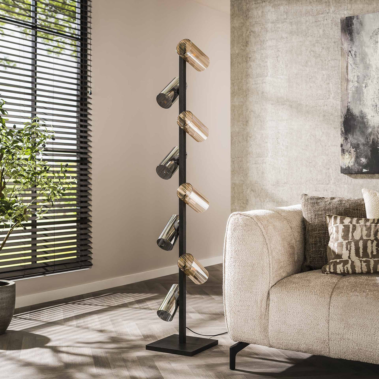 Stehlampe Khai 8-flammig Zylinder gemischtes Glas