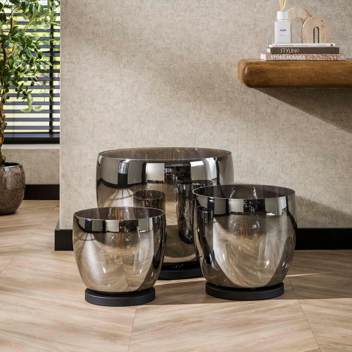 Stehlampe Dain UP L Chromfarbiges Glas