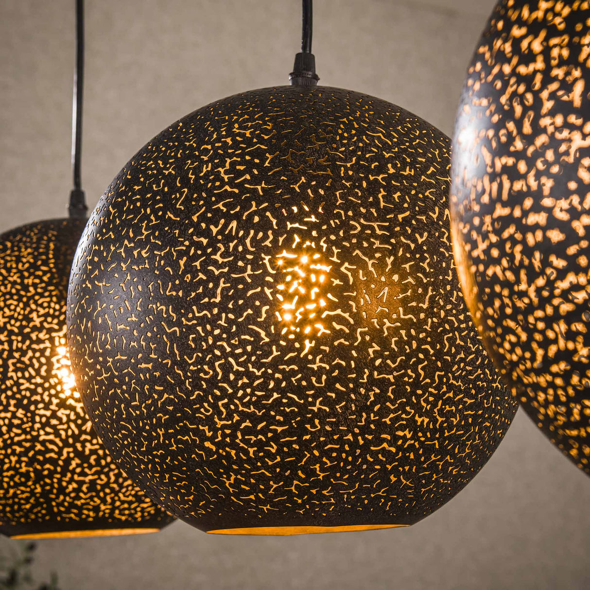 Hängelampe Zeno 4-flammig Ø25 Metall schwarz