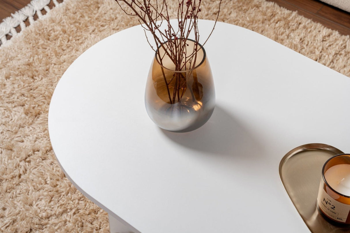 Couchtisch aus weißem Melamin in Bogenform Koda 119x60 cm
