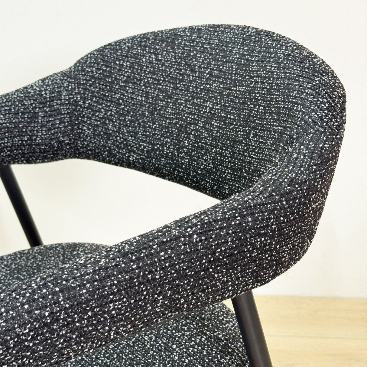 Esszimmerstuhl Set von 4 Bouclé Beige Lisa - Schwarzes Gestell