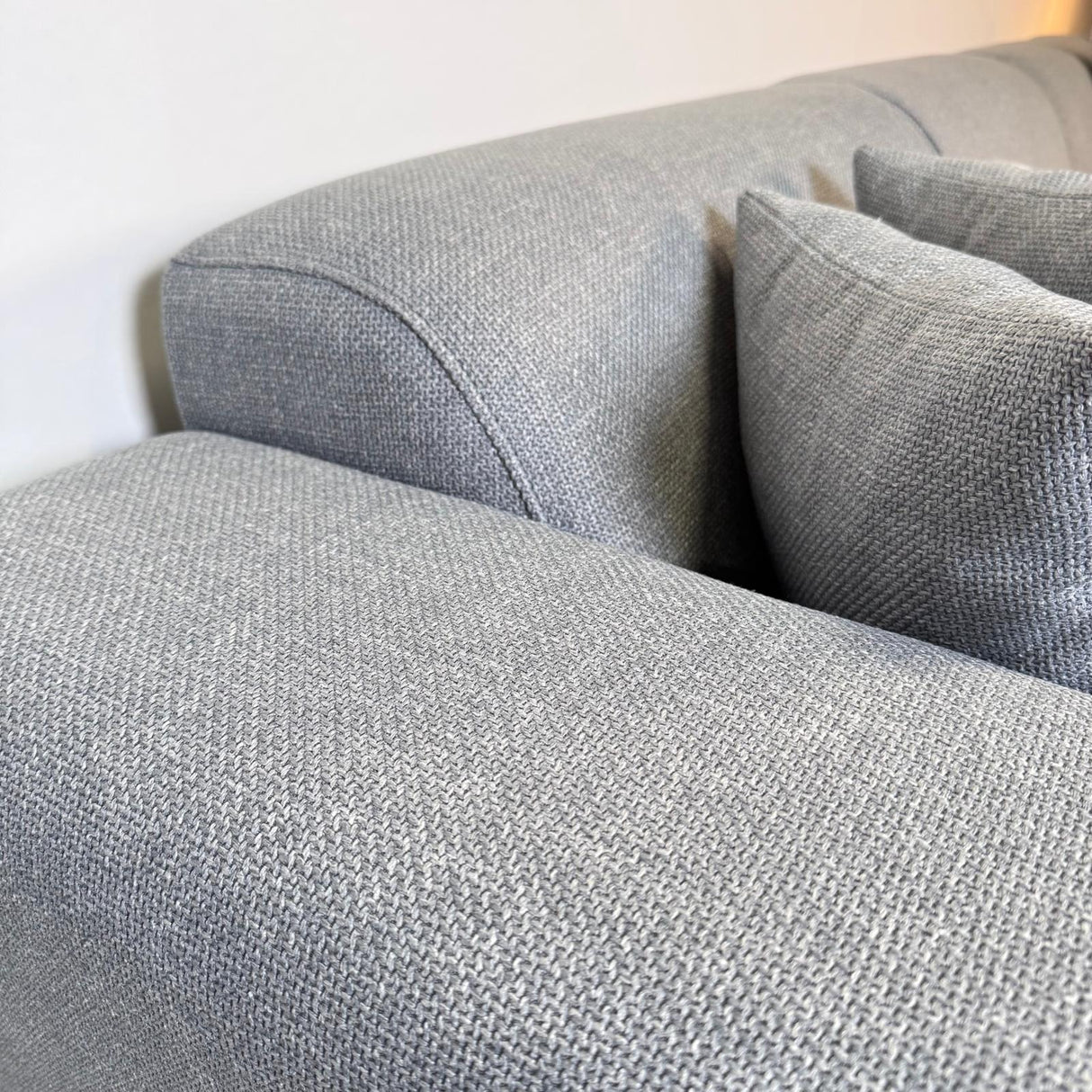 Ecksofa mit kompakter Lounge grau-blauer recycelter Stoff Moby - rechts
