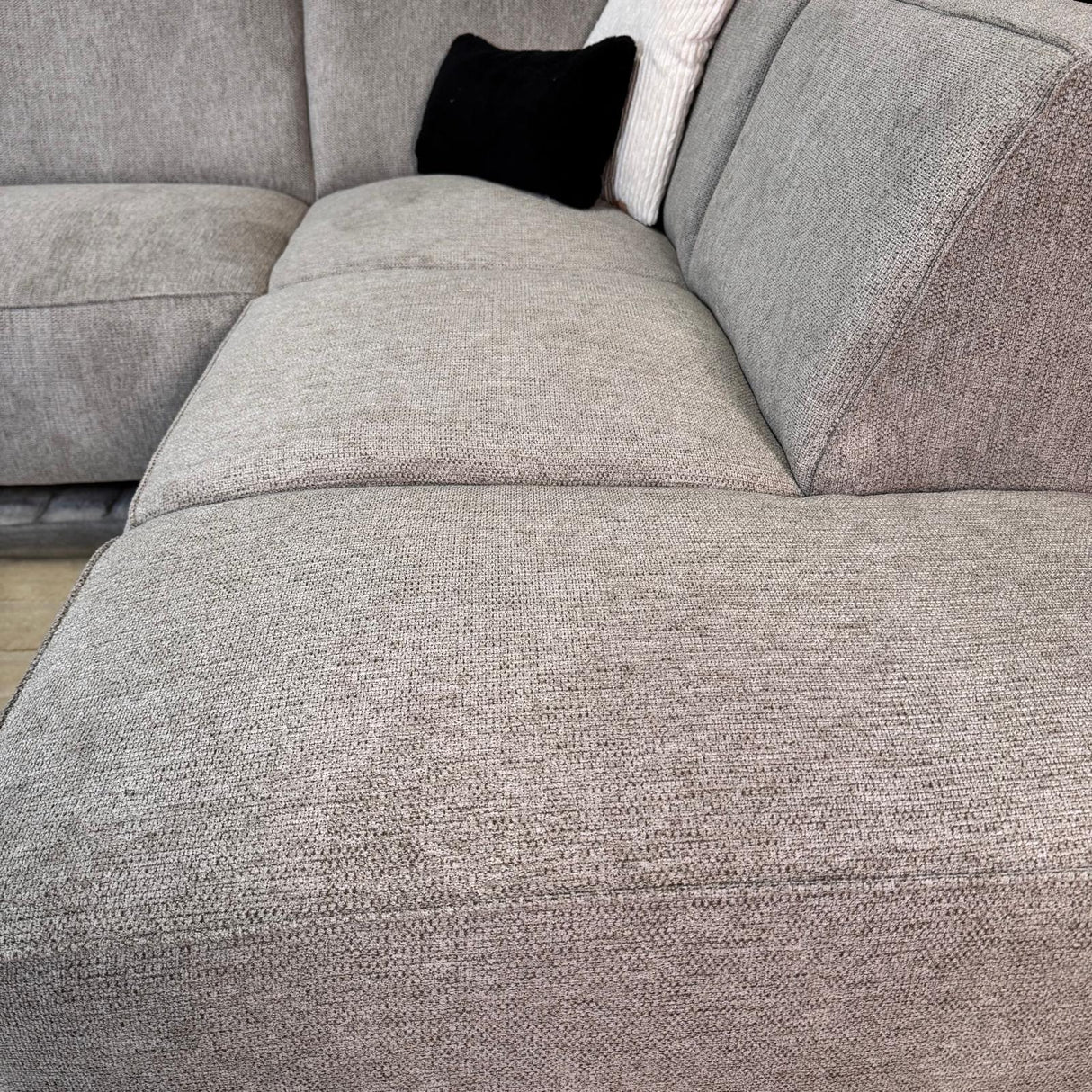 Ecksofa grau Chenille gemustert Ravi – rechts