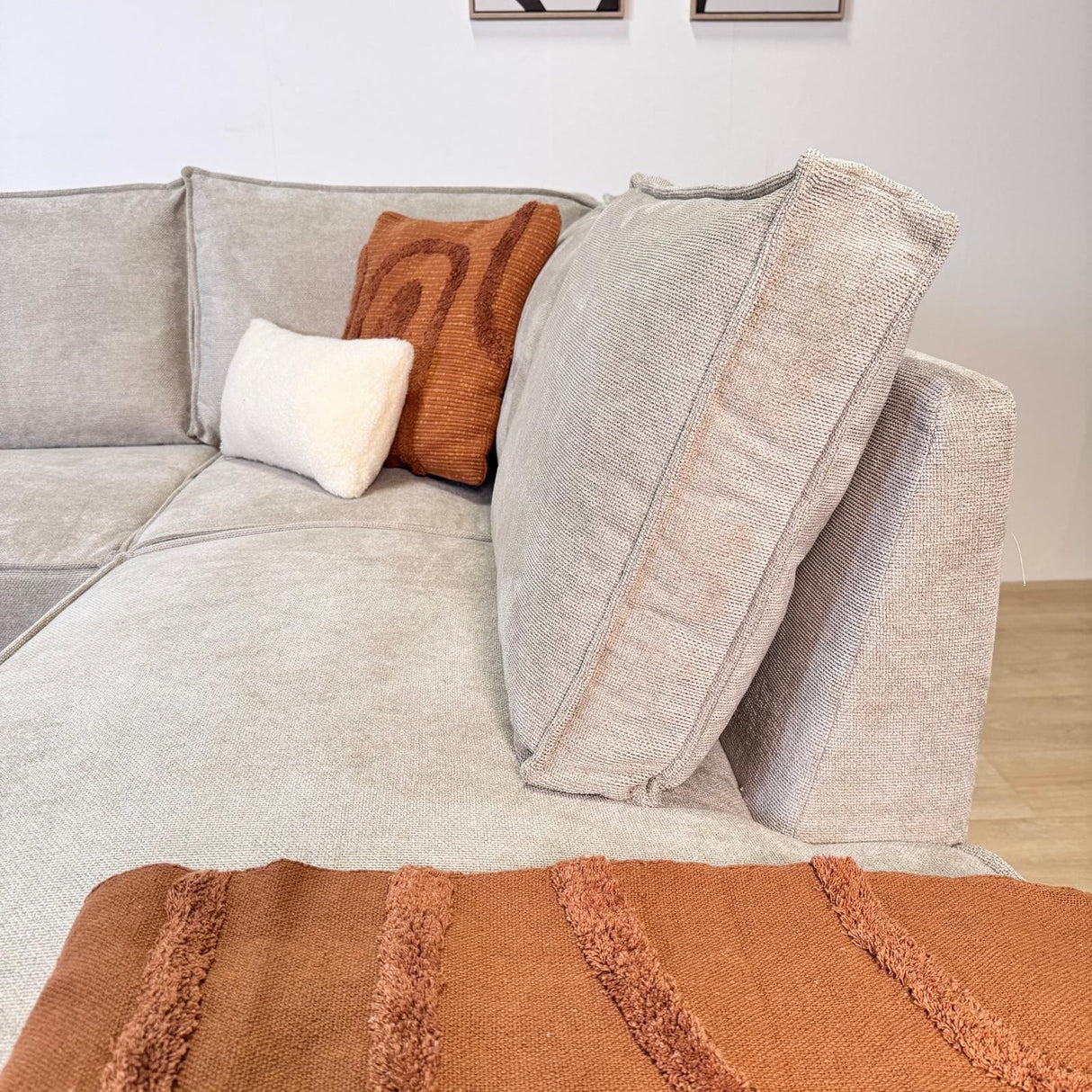 Ecksofa mit Chaiselongue aus beige Chenille Yara - rechts