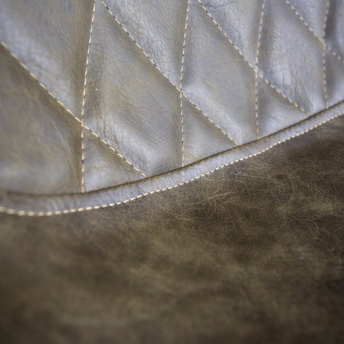 Industrieller Barhocker Juno Grün Kunstleder - Sitzhöhe 70 cm - Ohne Armlehnen