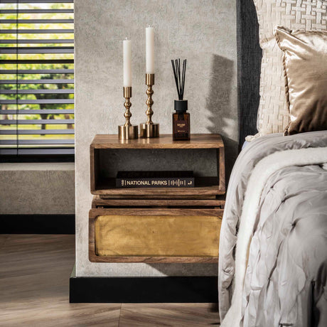 Solano Nachtkastje 1 lade Mangohout Zand met brass knop