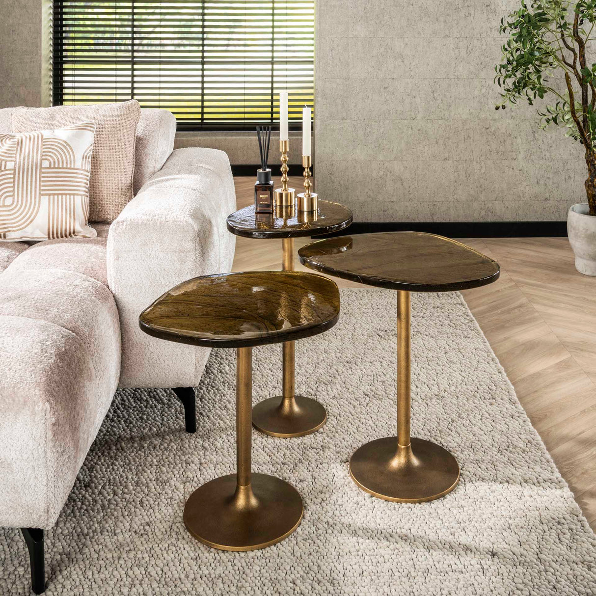 Beistelltisch Aurora M - Antik Gold 50x55 cm 
