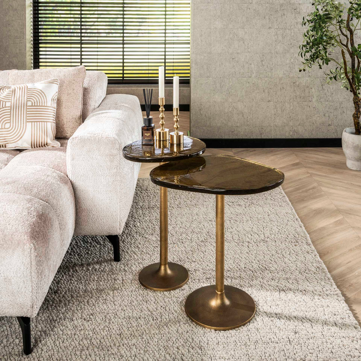 Beistelltisch Aurora M - Antik Gold 50x55 cm 
