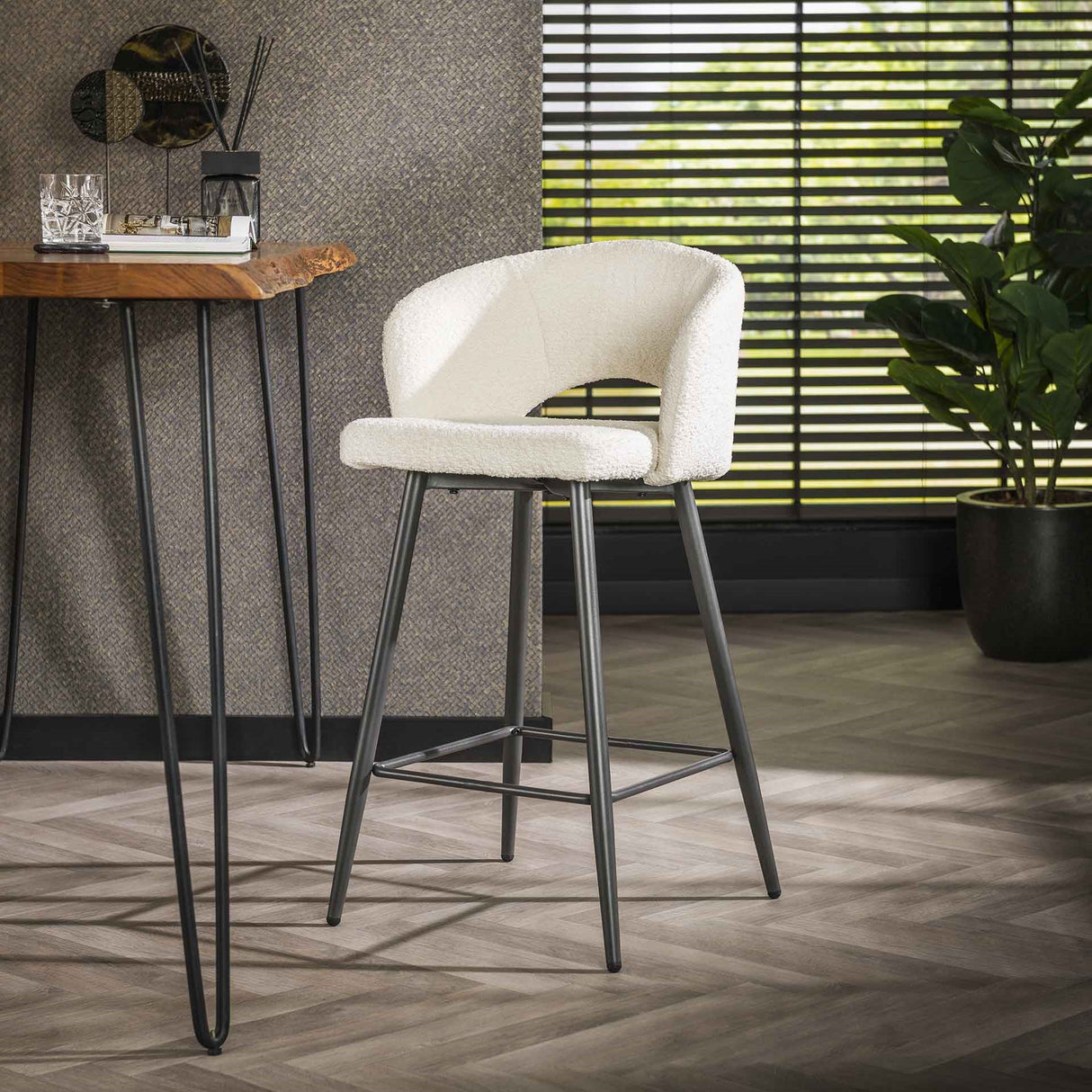 Set von 2 Barhockern Alba Bouclé Weiß 