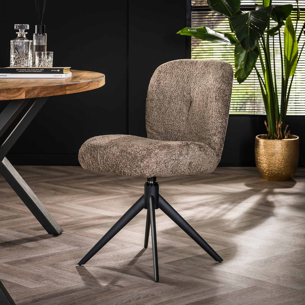 Draaibare Eetkamerstoel Taupe Bouclé Lirio Draaibaar