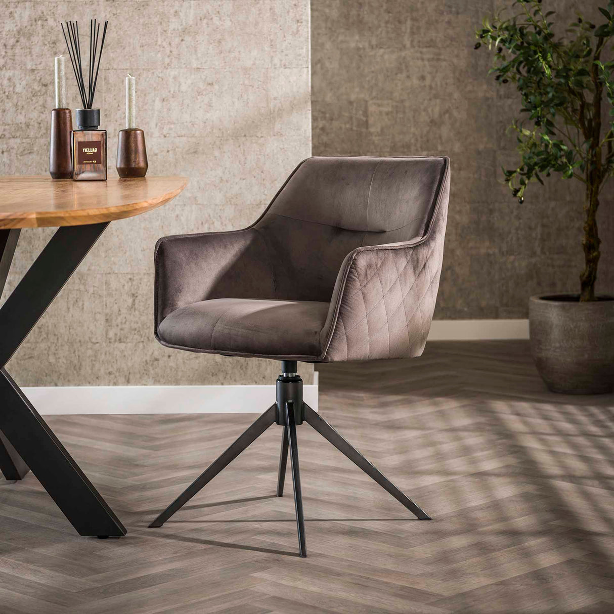 Eetkamerstoel Chia Velvet Antraciet Draaibaar