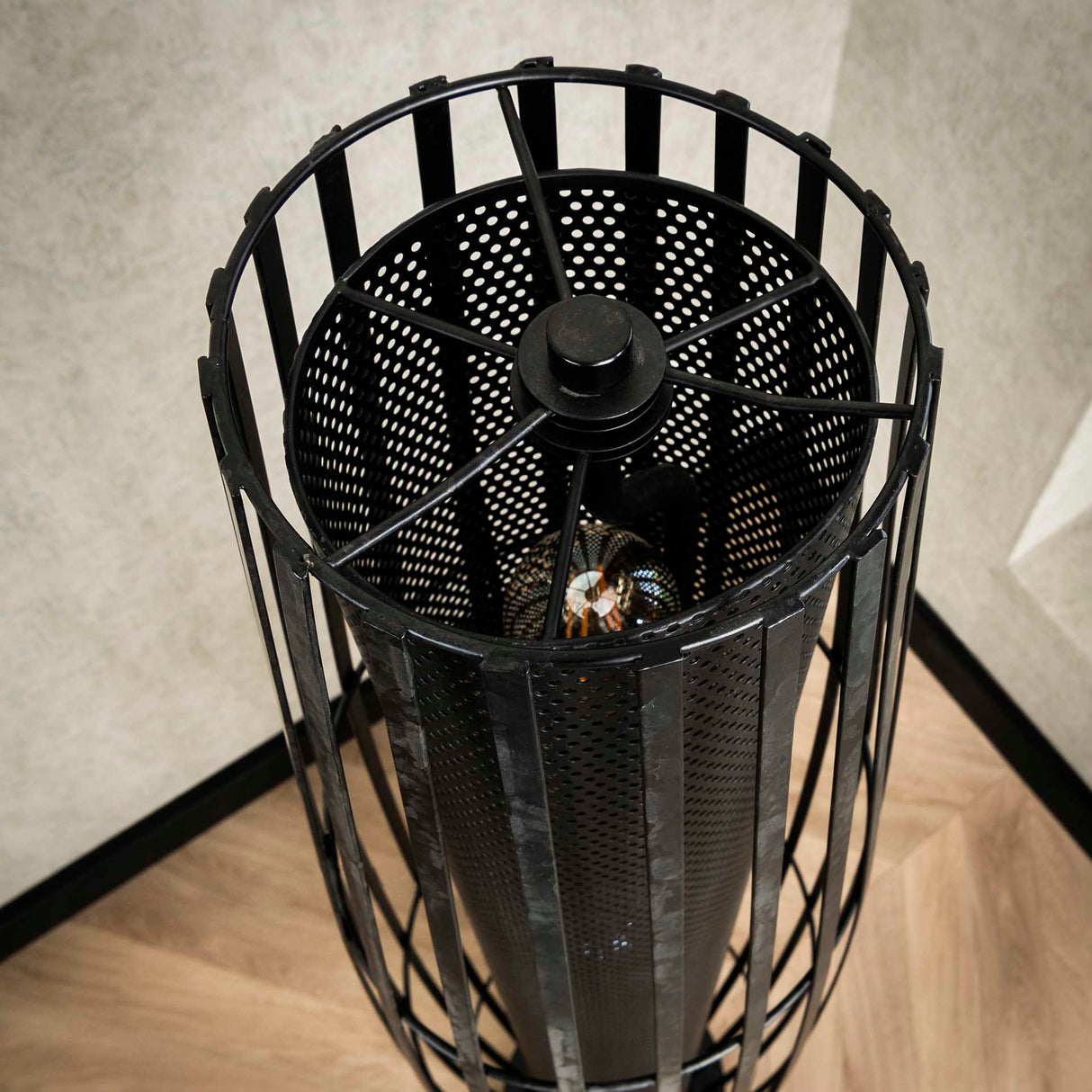 Vloerlamp Liora 3-lichts cylinder mesh zwart 120 cm