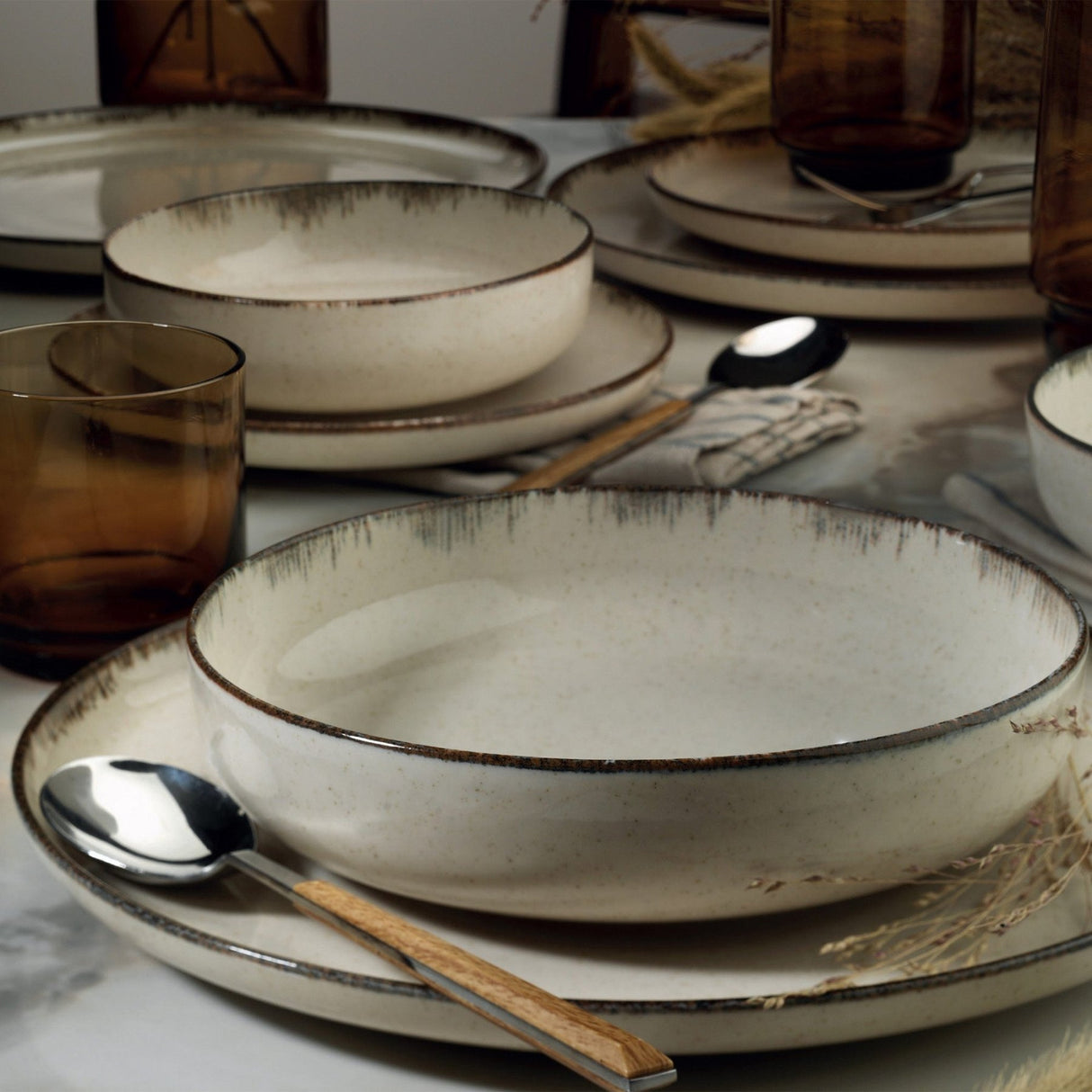 MOD18Y2730P02 – Zimt 100 % PORZELLAN