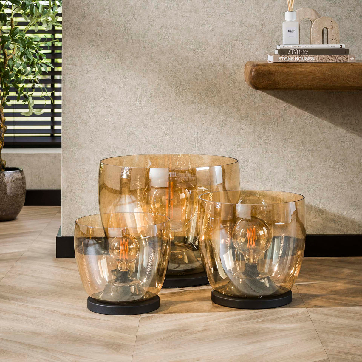 Stehlampe Dain UP XL Bernsteinfarbenes Glas 