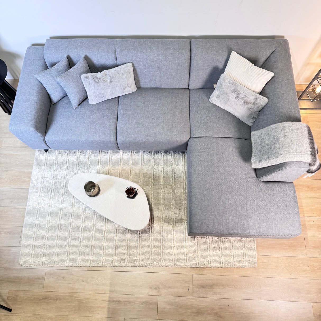 Ecksofa Moby Graublau mit kompakter Lounge und recyceltem Stoff - Rechts 