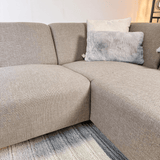 Ecksofa Moby Beige mit kompakter Lounge und recyceltem Stoff - Rechts 