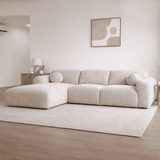 Ecksofa mit beigefarbenem Chenille-Stoffbezug, Modell Shane - links