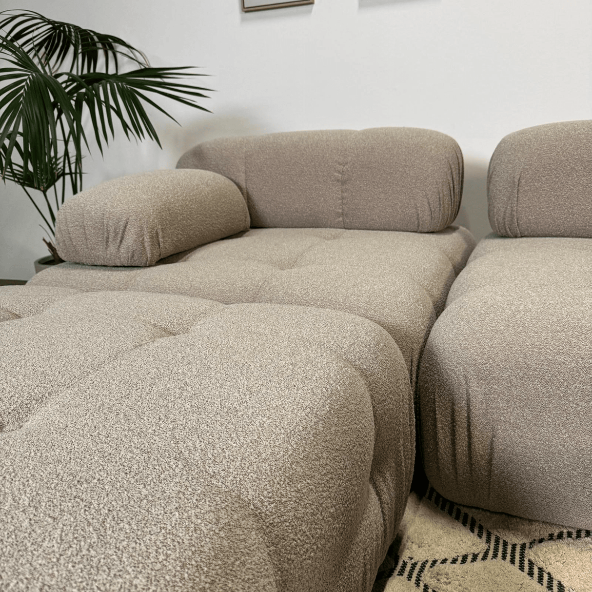 Modulare Bank 3sitzer mit Hocker Doeblo Beige