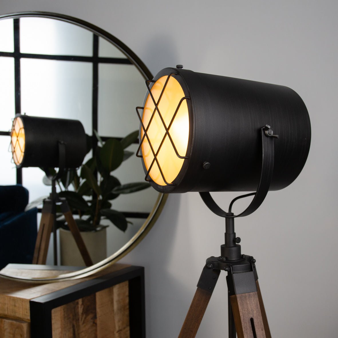 Vloerlamp Pesaro Dimehouse Zwart LxBxH 116x35x35 Metaal Sfeerfoto detail