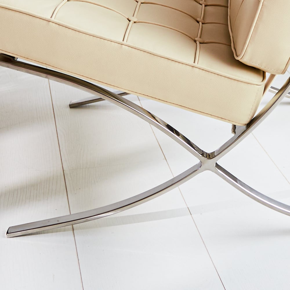 Sessel-Expo Dimehouse Creme LxBxH 80x78x78 Rindsleder Stimmungsvolles Fotodetail