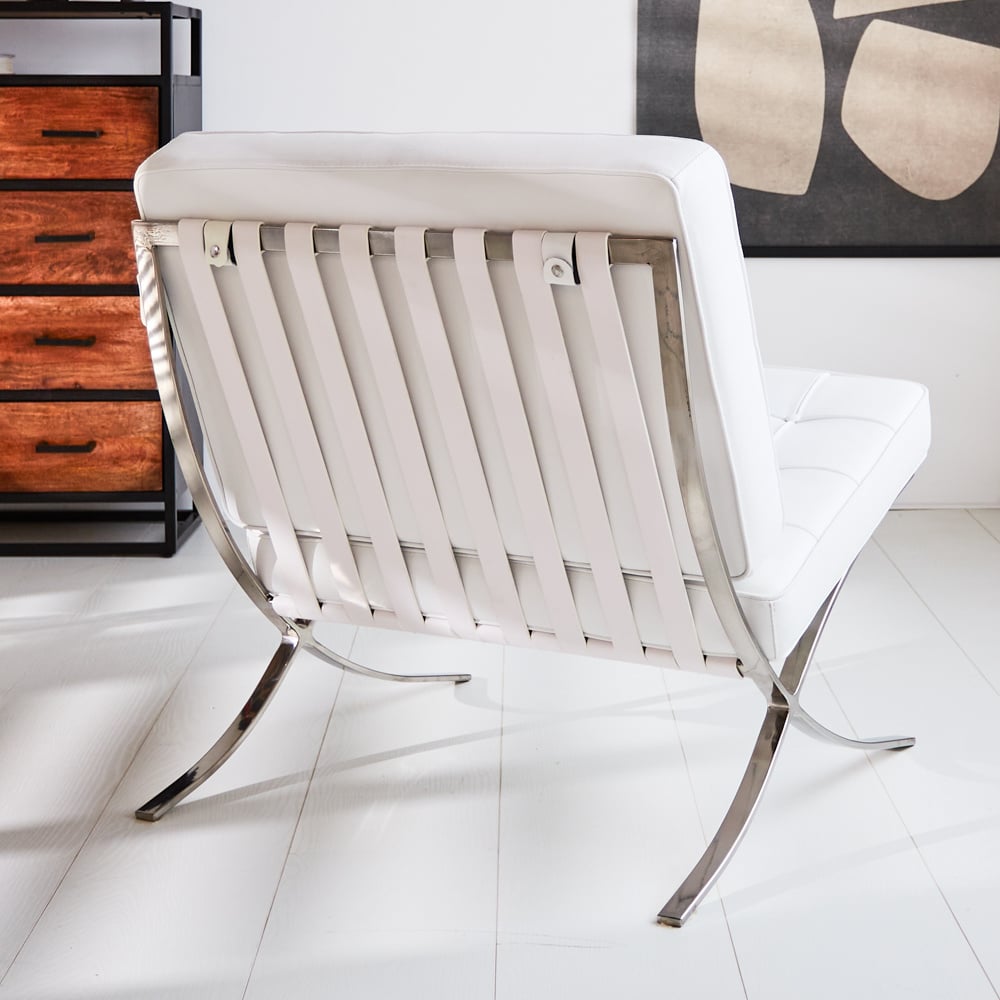 Sessel-Expo Dimehouse Weiß LxBxH 80x78x78 Rindsleder Stimmungsvolles Foto schräge Rückansicht